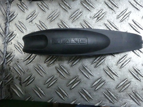 BMW R 1150 GS EZ:01 Zündkerzenabdeckungen rechts Zylinderkopf, Gut 64696