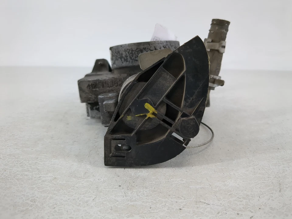 Chevrolet Impala 2000-2005 carrocería del acelerador UC4MF Foto 4 de 4