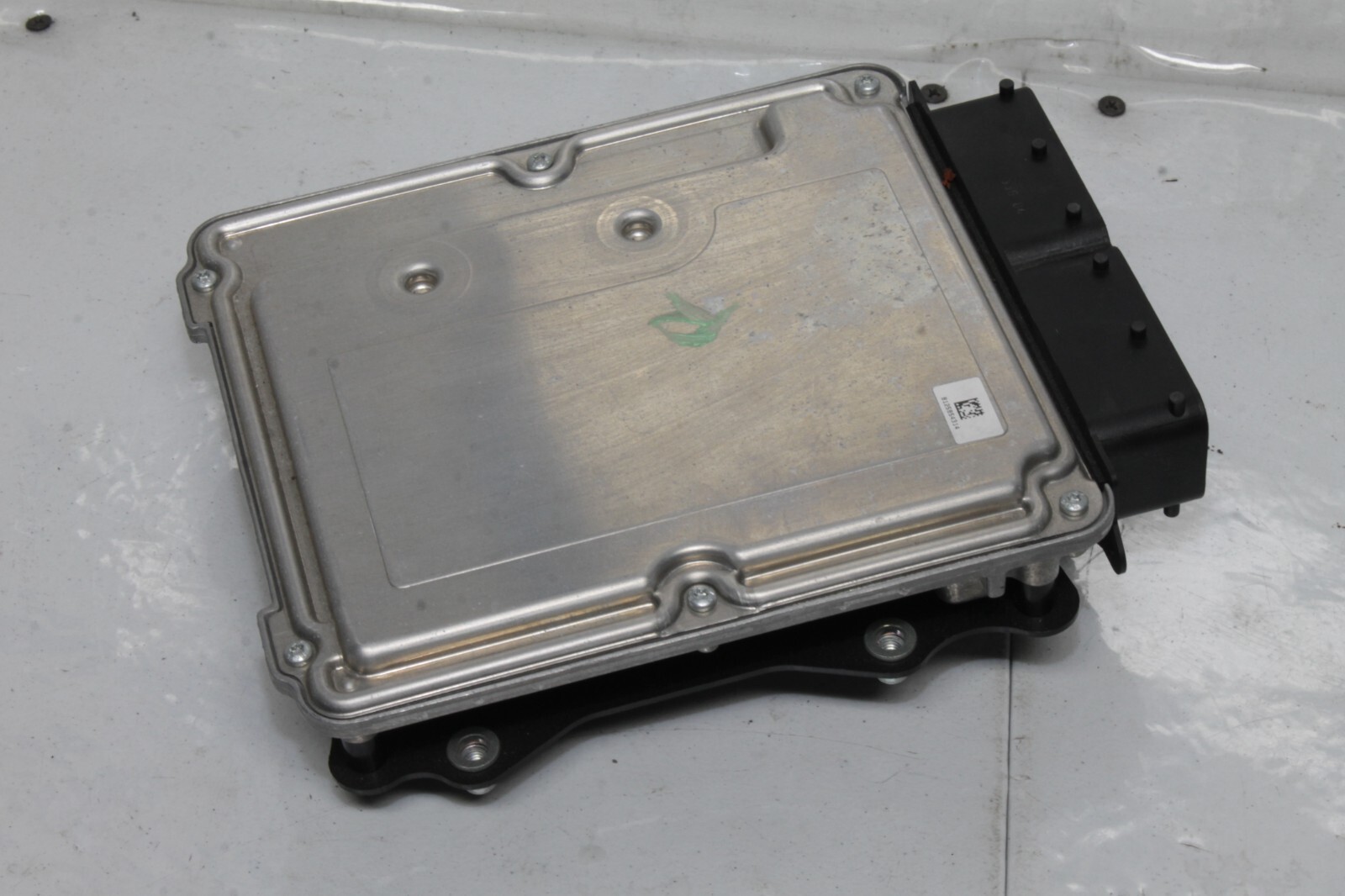 McLaren MP4-12C 2012-2014 Right Electronic control unit P/N 11M1319CP01