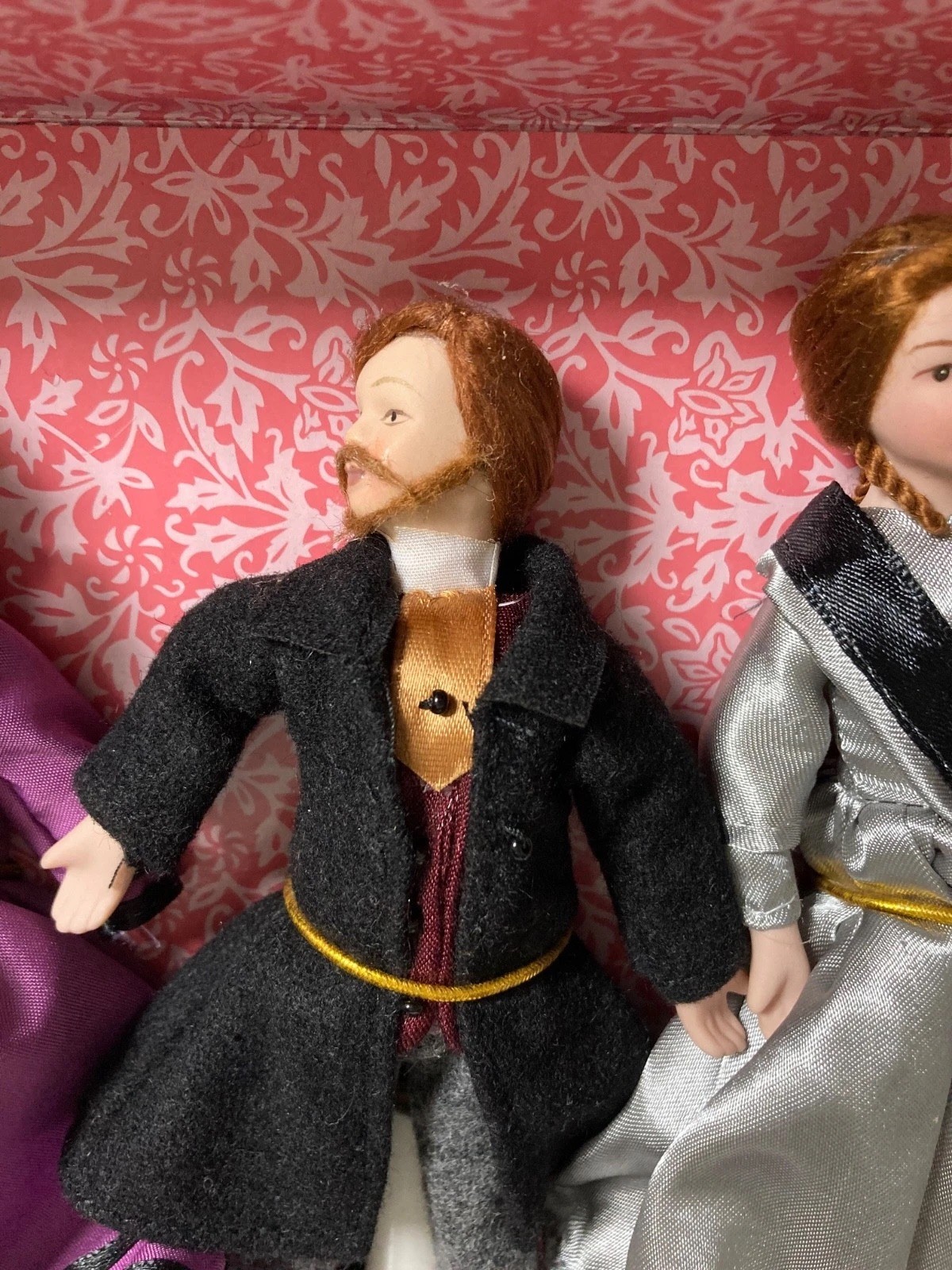 1:12 Lot Of 7* Dollhouse Miniature Victorian Family Set Porcelain Dolls