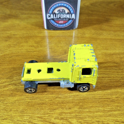 Hot Wheels Vintage France Cargo Lift Yellow BW Blackwall 1983 Big