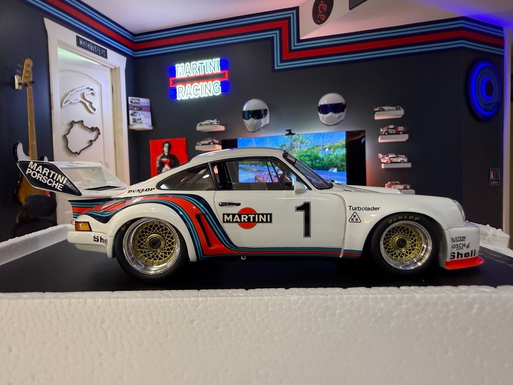 1/18 Porsche 935 Martini Racing 1976 Vallelunga Winner Spark New