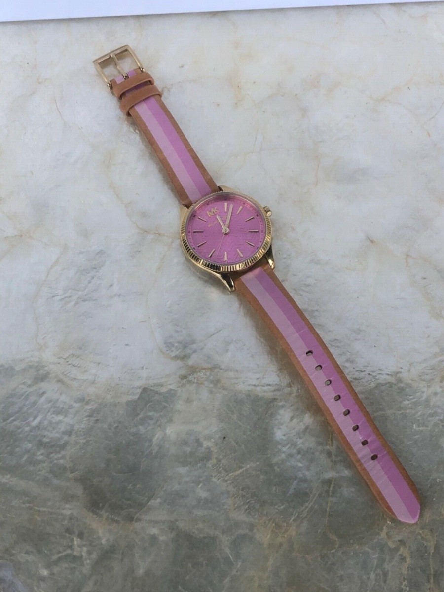 New In Box Michael Kors Lexington MK2809 Quartz Analog