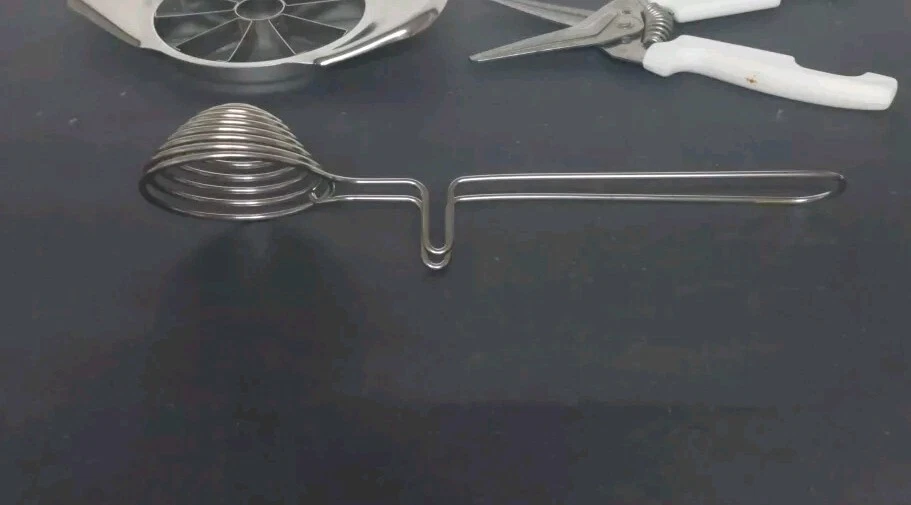 Pampered Chef Kitchen Utensils-Wooden Spoon, Scissor, Apple Corer, Egg Separator - Image 4 of 4