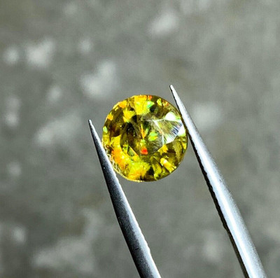 Rare 2.60 CRT Fiery Yellow Natural Sphene Round Cut Loose Gemstones ''See video''