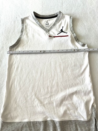 Nike Air Jordan Tank XL Shirt Top Boy's Boy 13-16 Y/o 23 - Picture 6 of 12