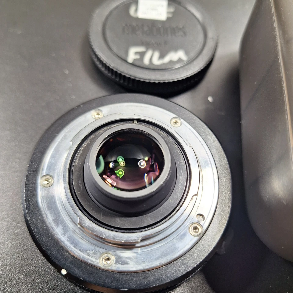 Metabones N/F-BMPCC Nikon Mount Speed Booster - Bild 3 von 4