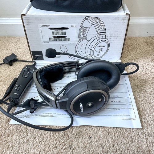Refurbished Bose A20 ANR Aviation Headset Dual GA Plug No Bluetooth - Picture 3 of 3