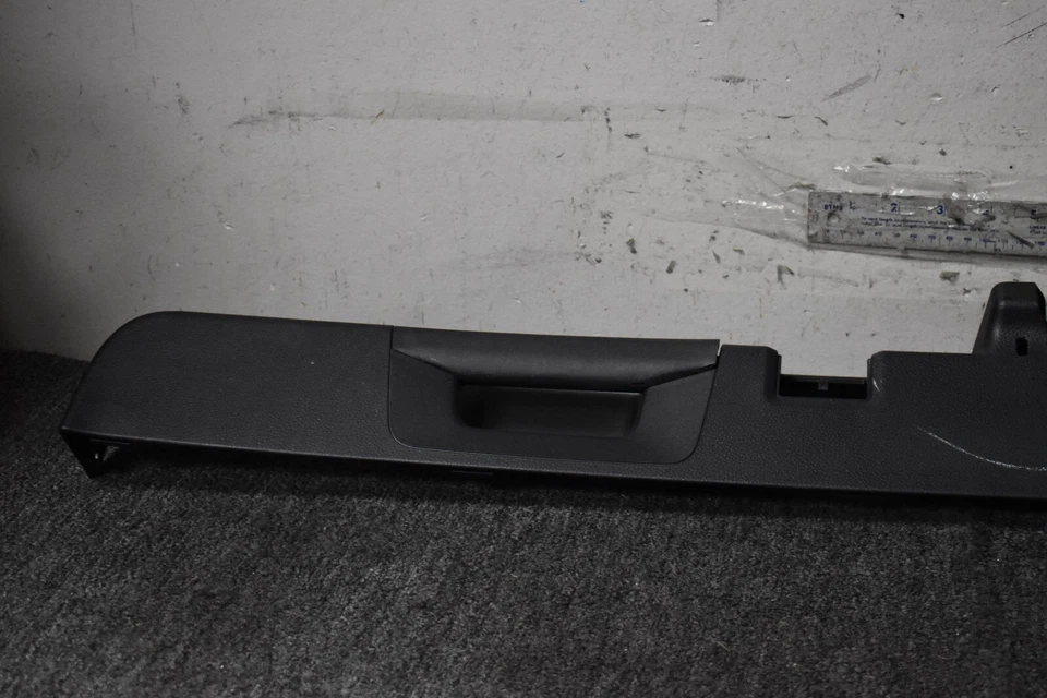 2016-2020 MERCEDES BENZ GLC300 4MATIC НИЖНЯЯ ПАНЕЛЬ ОТДЕЛКИ ЗАВОДСКОЙ ИЗГОТОВИТЕЛЬ ОБОРУДОВАНИЯ - Изображение 2 из 4