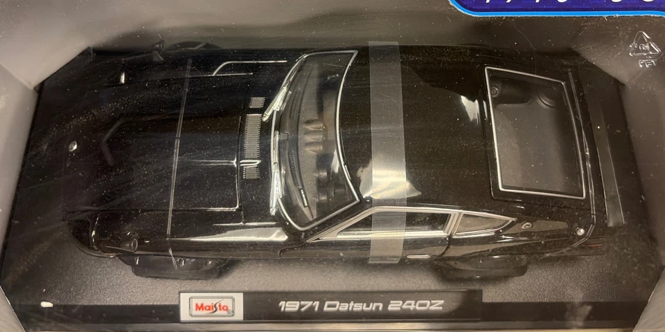 Maisto 32611 1971 Datsun 240Z Black Diecast Model Car 1/18 Scale - Image 2 of 4