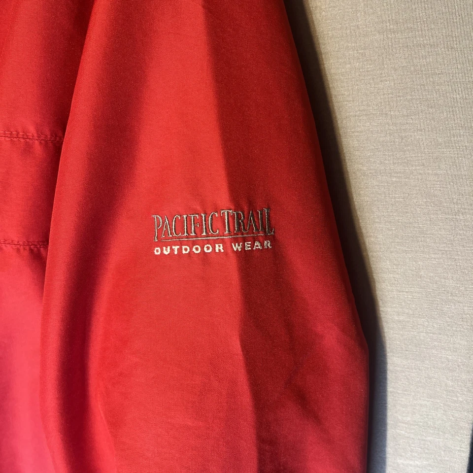 Chaqueta para mujer Pacific Trail mediana con capucha forrada de lana cremallera frontal roja Foto 3 de 4