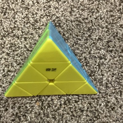 QiYi Pyraminx Pyramid 3x3 Cube/Twist Puzzle