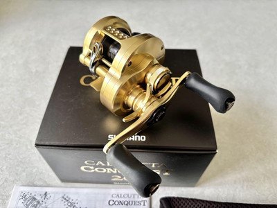 Shimano Calcutta Conquest 201 Fishing Reel - Slightly Used Shimano Calcutta Conquest 201 Fishing Reel - Slightly Used