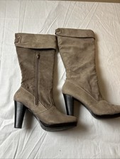 Andrew Geller women’s tan suede size zip boots eight medium