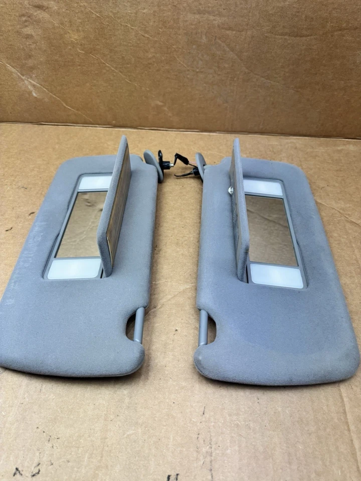 1987-1996 Nissan Pathfinder Hardbody Pickup Sun Visors Gray Cloth w/ Mirrors OEM - Image 4 of 4