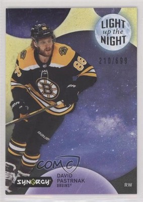 2022 Upper Deck Synergy Light Up The Night Neon Yellow /699 David Pastrnak 17h3