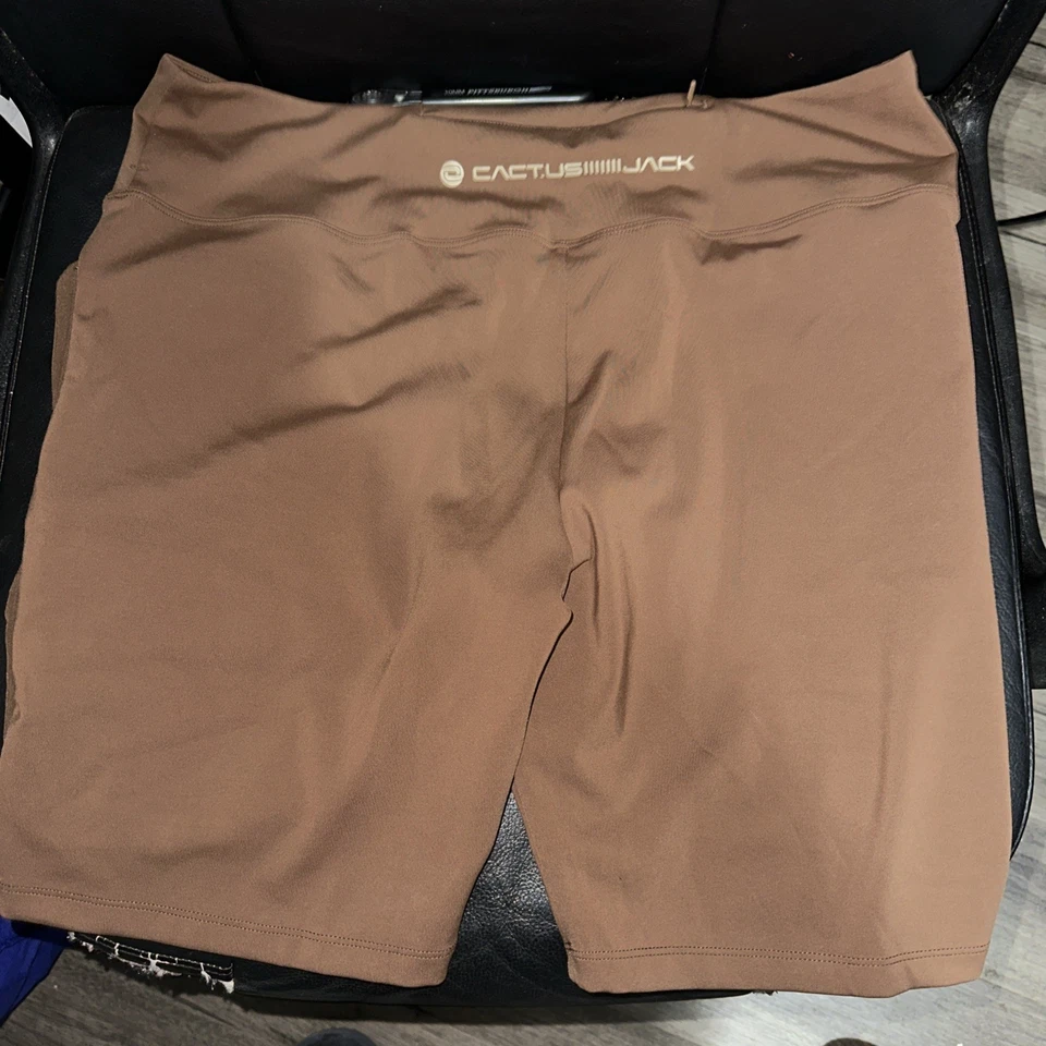 Nike x Travis Scott Cactus Jack DM1291-212 Women’s Shorts Size: Small - Изображение 2 из 3