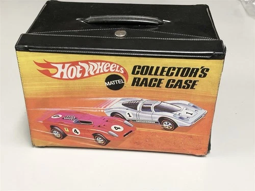 HOT WHEELS RED LINE 48 CAR RACE CASE EXCELLENT CONDITION