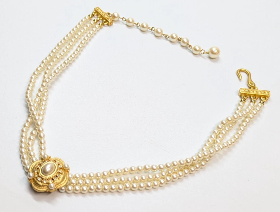 Gargantilla colgante con cuentas de 16" con cabujón de perlas de imitación de carolee Foto 4 de 4