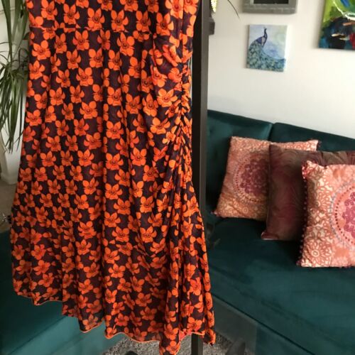 CAbi size XS Style #6370 Dotted Bouquet Floral Polka Dot Stretch Mesh Flip Dress - Picture 4 of 9
