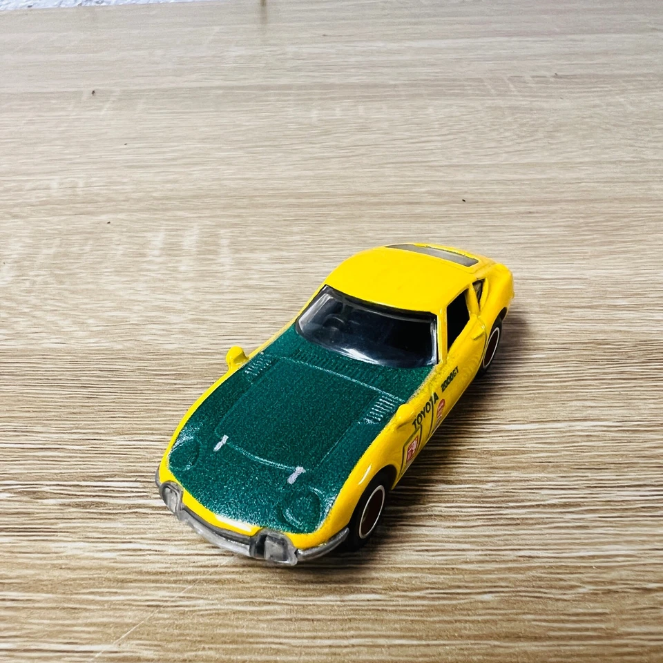 Toyota 2000 GT зеленые желтые первоклассные настоящие райдеры 2016 Japan Historics JH1 - Изображение 2 из 4