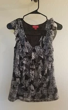 Elle Shirt Floral Blouse Black White Ruffles Sleeveless Top Pretty Size Small 
