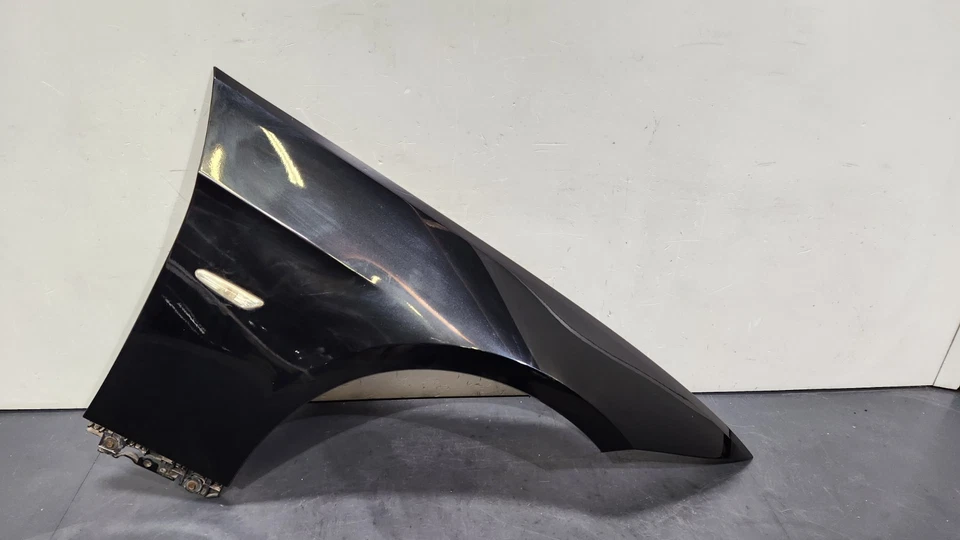 ✅ 07-13 OEM BMW E92 E93 335 Panel Guardabarros Lateral Derecho Pasajero Negro 475 NOTA* Foto 4 de 4