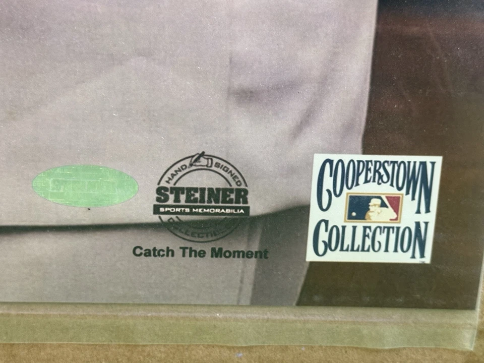 Mayor Guiliani Autographed 'with Joe Torre' 16x20 Photo (Guiliani Signed Only) - Image 3 of 4