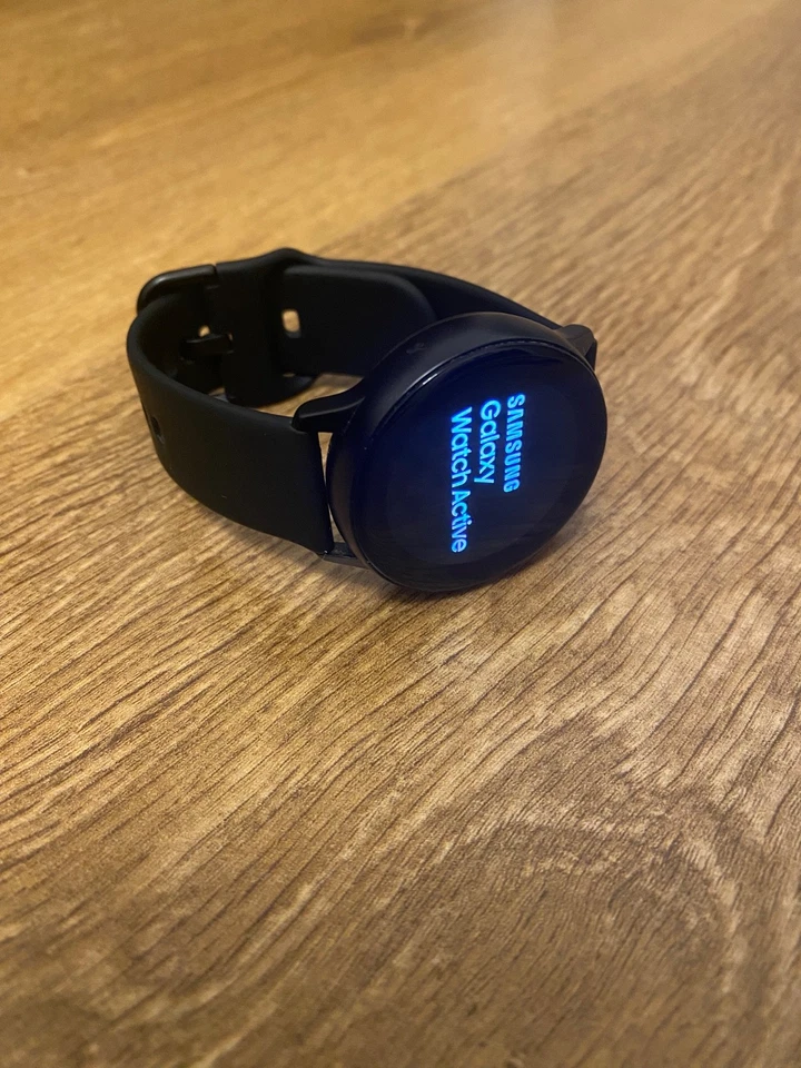 Samsung Galaxy Watch Active, Foto 1 von 2