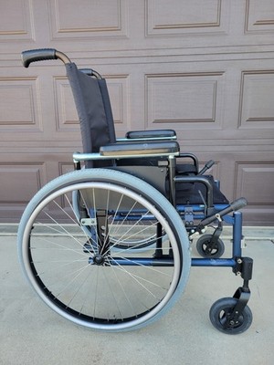 Ki Mobility Catalyst Cat 5vx 18''X18'' Folding Wheelchair 18'' X 18'' Blue NO LEGS