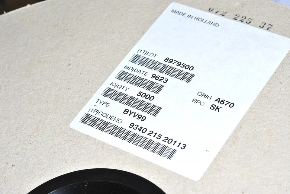 Rectificador de avalanchas controlado ultra rápido de baja pérdida PHILIPS BYV99 1A 600V 10 un. Foto 3 de 3