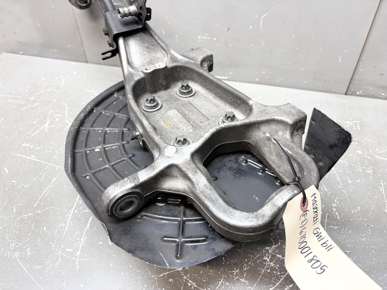 ⭐️2014-2017 MASERATI GHIBLI RWD FRONT LEFT DRIVER SPINDLE KNUCKLE HUB OEM