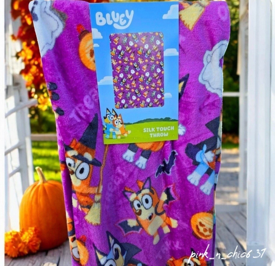 Manta de Halloween de felpa con tacto de seda azul y bingo viral 50" x 70" Foto 3 de 4