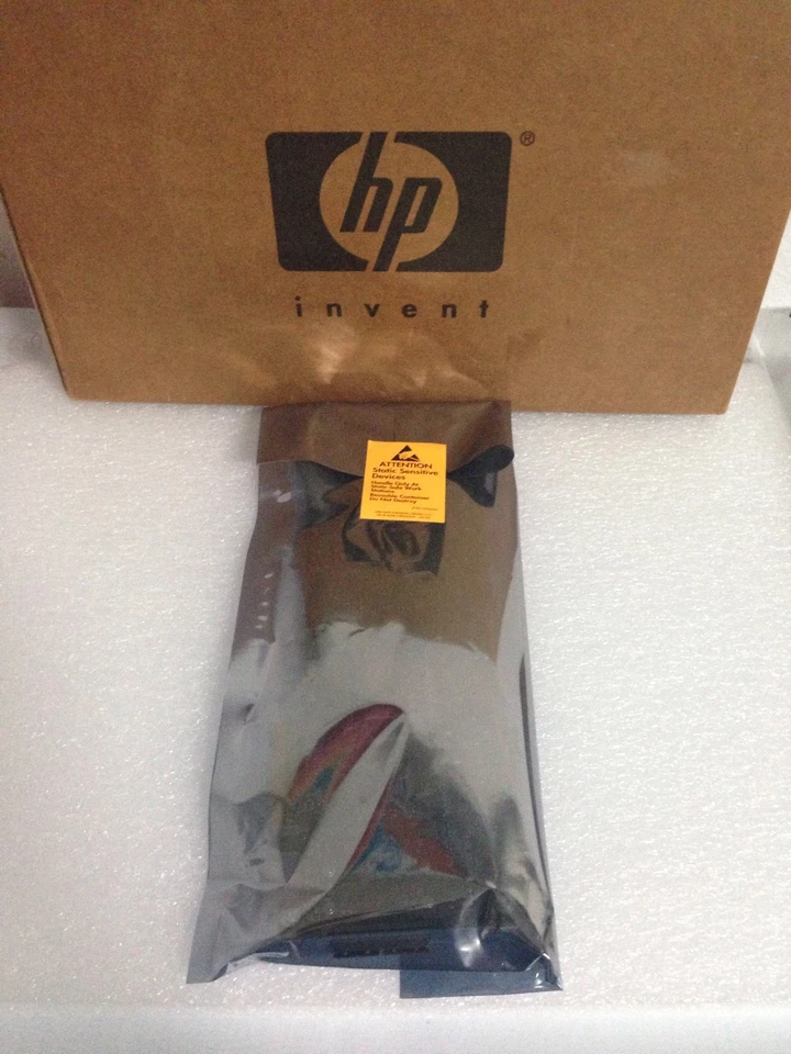 HP 398647-001 smart array P800 controller 0MB / no batteries - Image 3 of 3