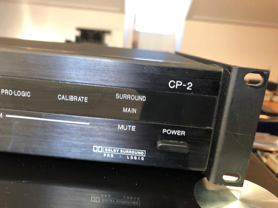 Procesador Dolby Pro-Logic automático envolvente de audio digital Lexicon CP-2 como nuevo Foto 4 de 4