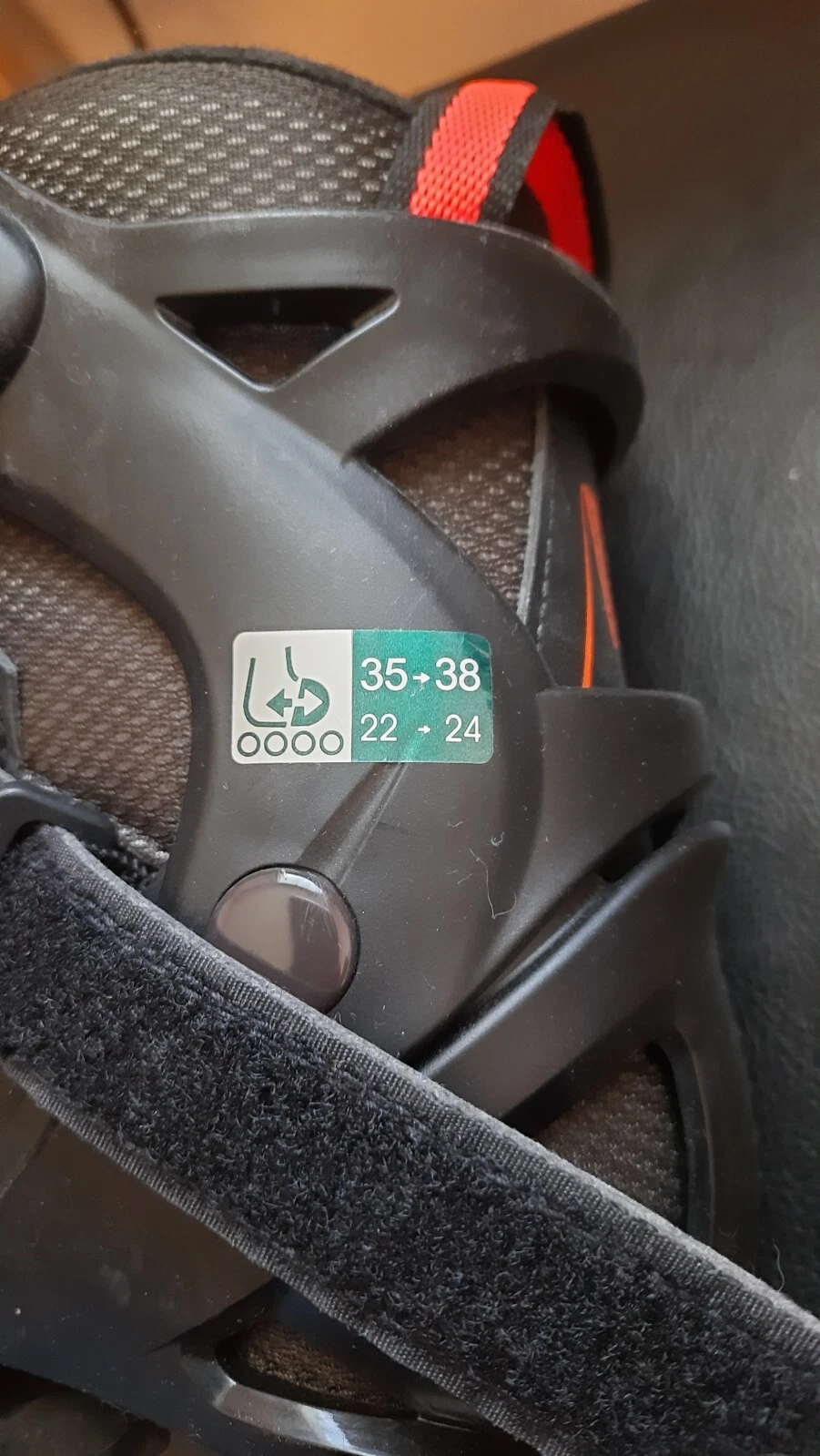 Foto 6 di 8