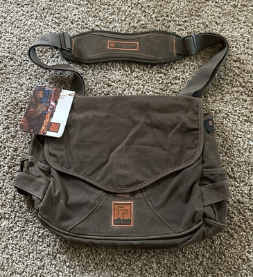 NEW w/ Tags Fishpond Lodgepole Fishing Satchel - Peat Moss