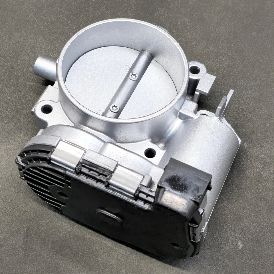 Throttle Body  For Mercedes W216 CL63 S63 ML63 E63 M156 AMG A1561410225 - Image 2 of 4