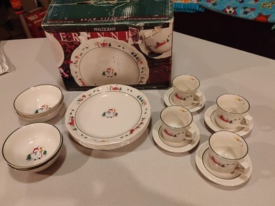 Pfaltzgraff Snow Village 16 PC 4 dinner plates, 4 cups/saucers, 4 bowls open box