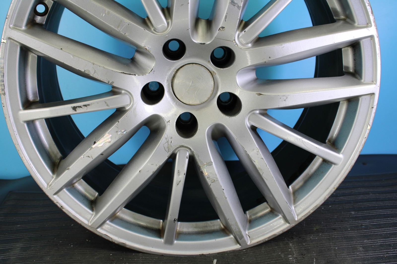 Maserati Ghibli 2014 15 16 17 18 19 2020 19" OEM Rim Wheel Front 97530 670016851