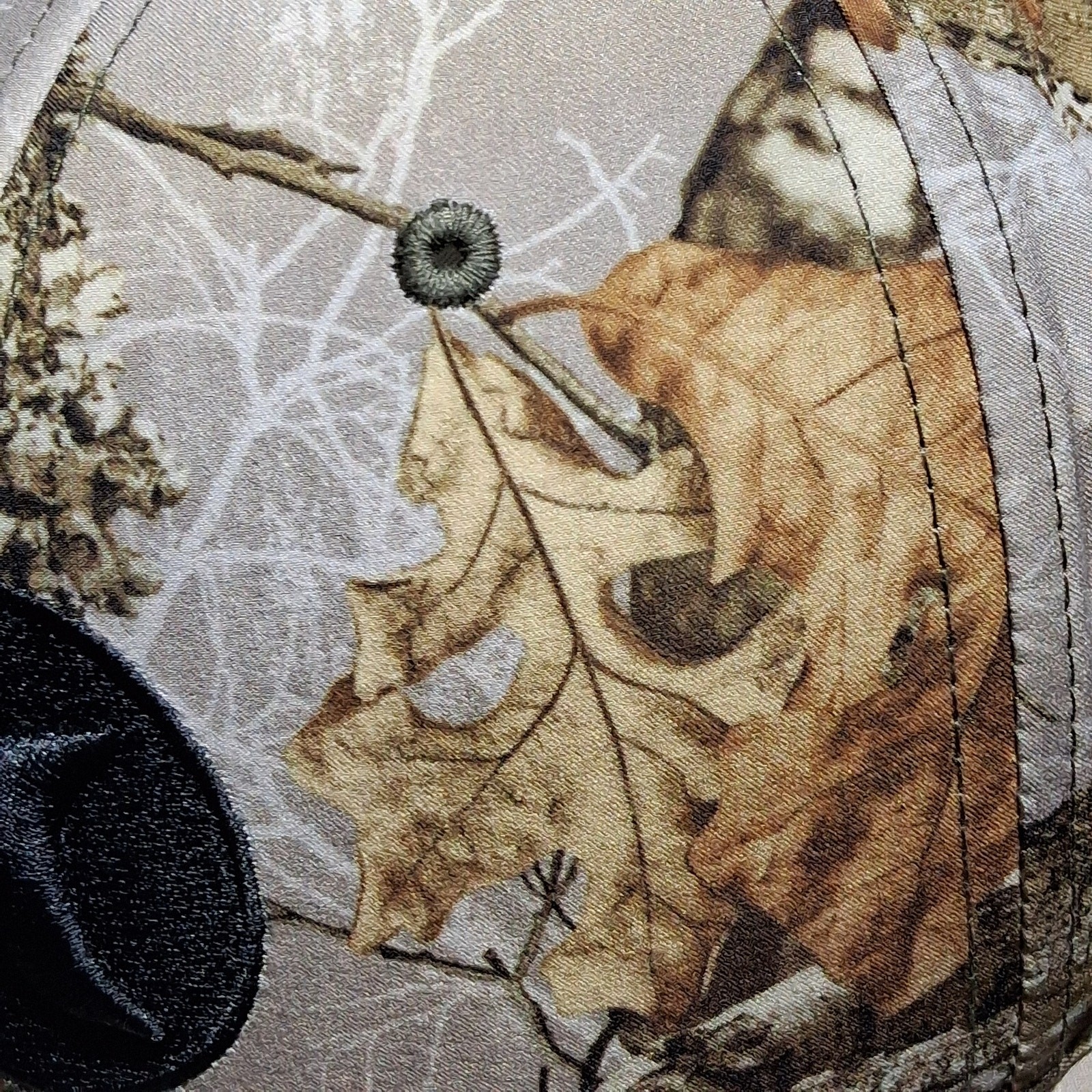 Hurley Realtree Camo Flexfit Men's Baseball Hat S/M Tan/Brown