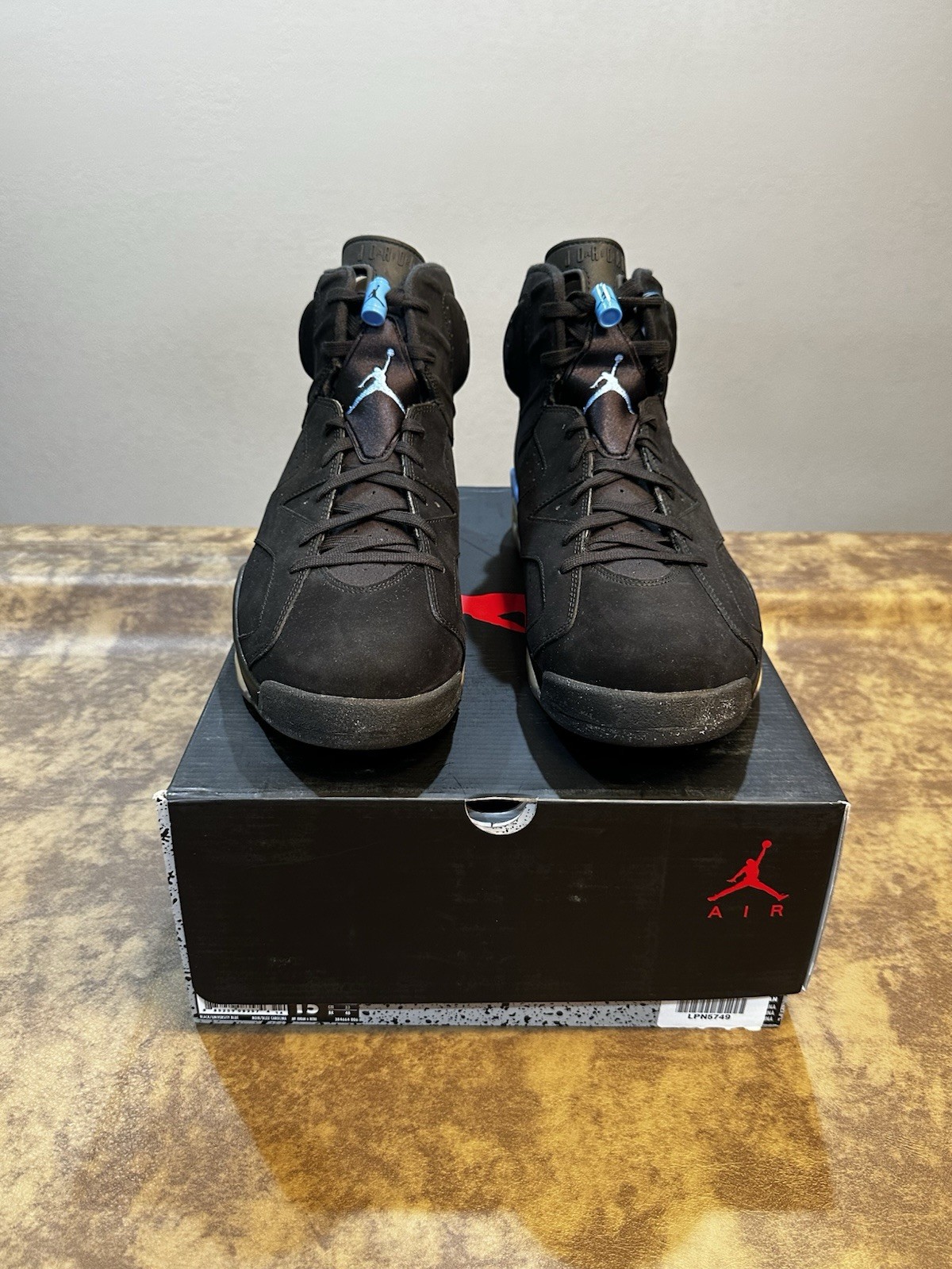 2017 Nike Air Jordan VI 6 Retro UNC Black 384664-006 size 15 Brand New ...