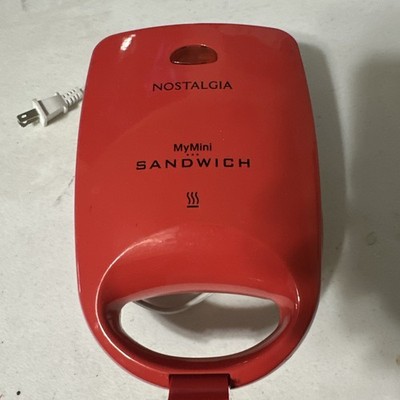 Nostalgia MyMini Sandwich Maker red fully working
