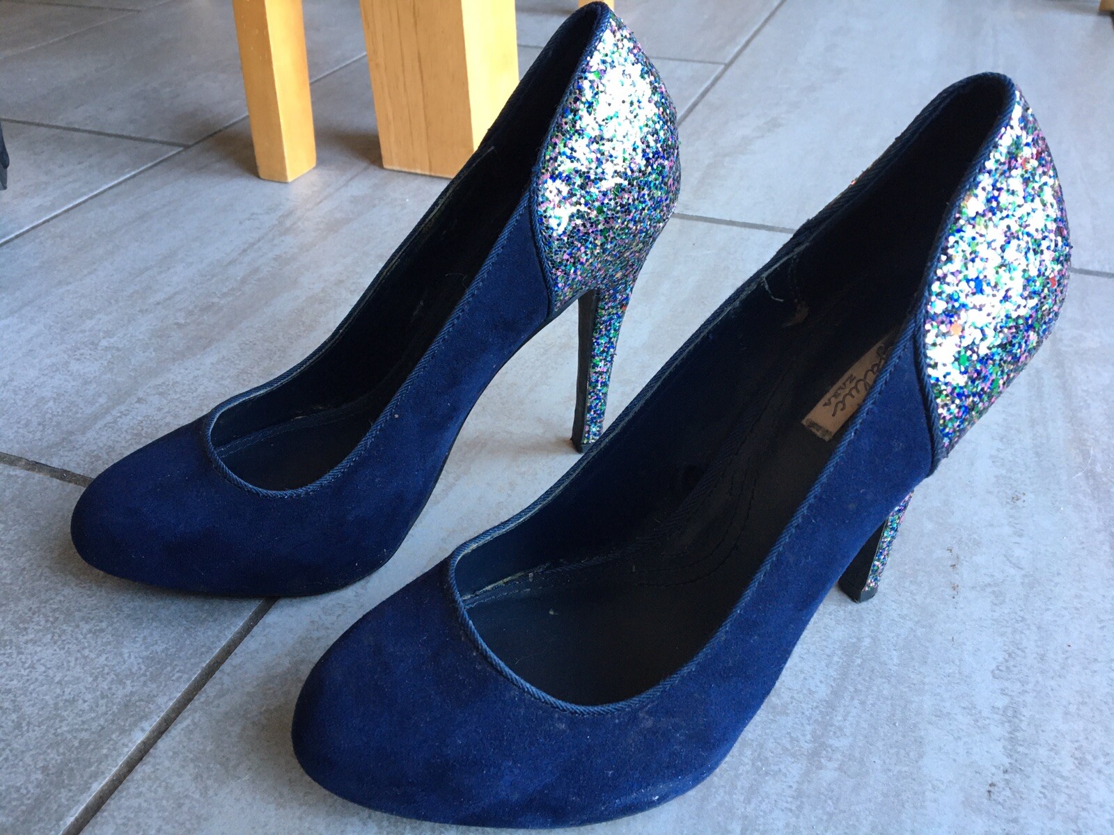 Zara Trafaluc Ladies Blue High Heeled Shoes Size 4 / 37. Great