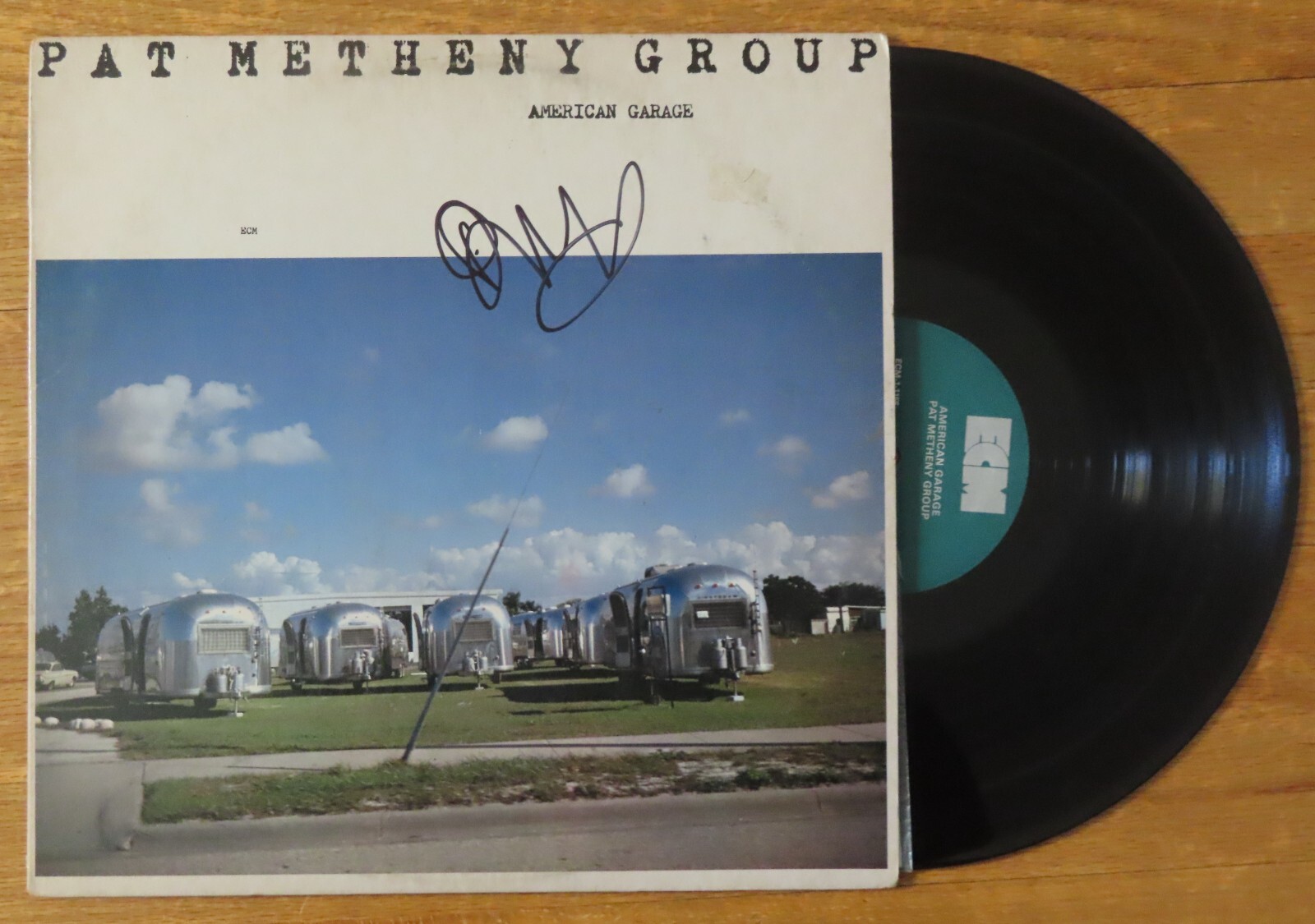 PAT METHENY GROUP signed AMERICAN GARAGE 1979 Record PSA / DNA AP41415