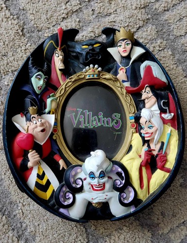 Disney Villains Photo Picture Frame Maleficent Queen Ursula Jafar Cruella 3D - Picture 1 of 4