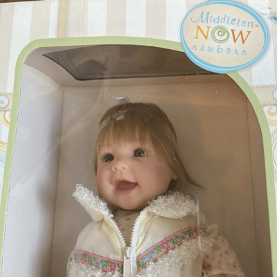 【希少】リー・ミドルトンベビー　バギンミー　リボーンドール　ベビードール 希少】リー・ミドルトンベビー バギンミー リボーンドール ベビー