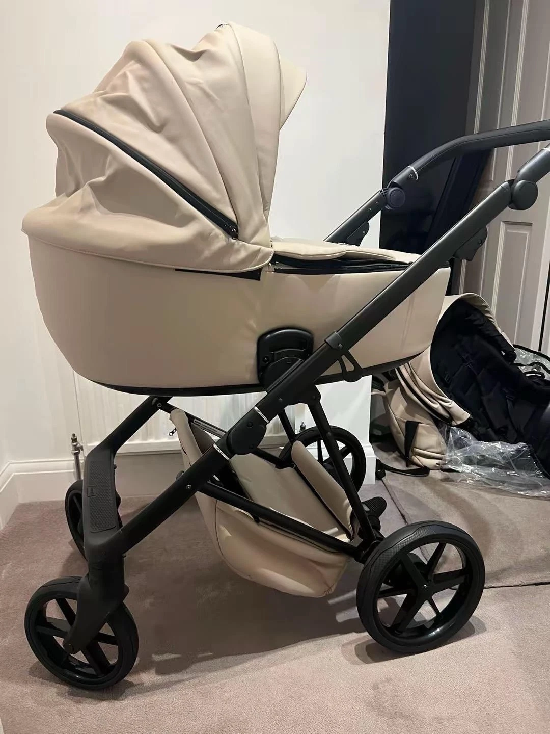 Meego Milano Evo Buggy Bundle 4 Wheel drive with carry bag and rain cover