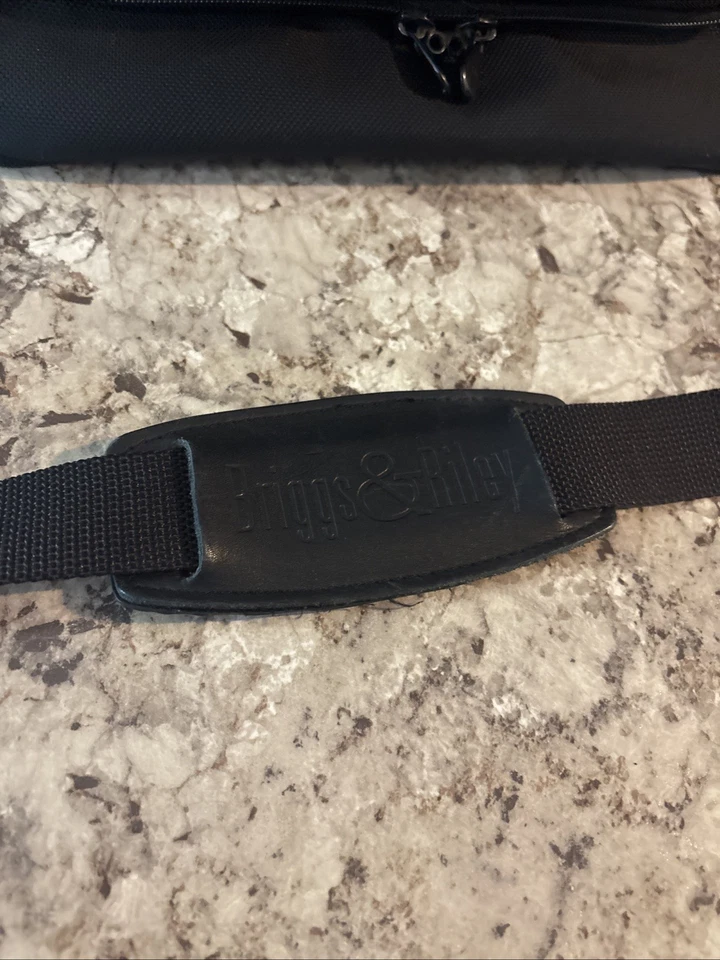 Briggs And Riley Bag Tote Bag Black Duffle Shoulder Bag Carry On Laptop Bag VGUC - Image 3 of 4