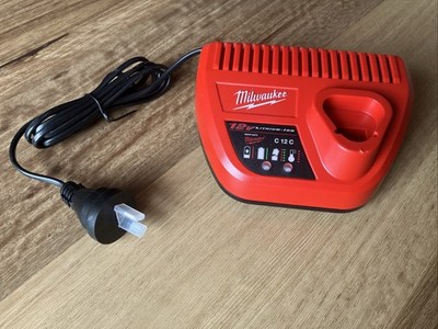 Milwaukee C12C 12V Charger   NEW